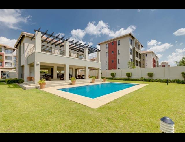 2 BEDROOM APARTMENT TO LET IN LONEHILL